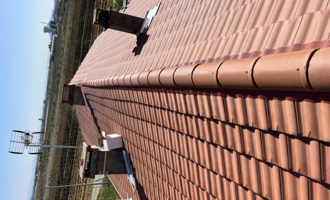 Changement de tuiles sur pont Isère , Romans-sur-Isère, Chabert Rénov