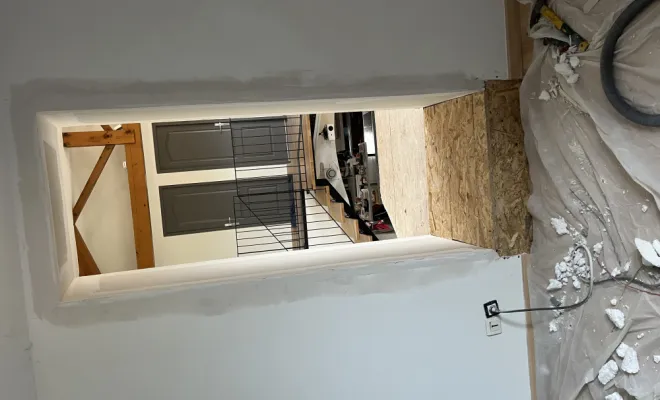 Modifications de mezzanine et création d’ouverture, Romans-sur-Isère, Chabert Rénov